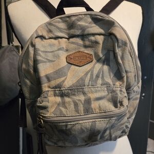 O'Neill Camouflage Backpack Purse. Euc. Canvas Material. Adjustable.